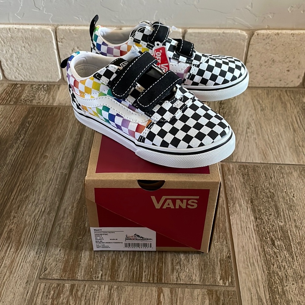 Vans Rainbow Check